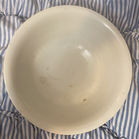 Charming Antique Cream Bowl by Cartwright Brothers, Likely from 1880s-1890s. - Picture 5 of 13